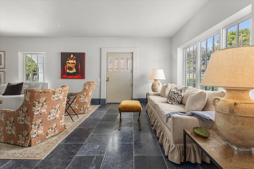 4259 Crestline Road Fort Worth, TX 76107 - Photo 9 of 40 a living room with furniture and a large window