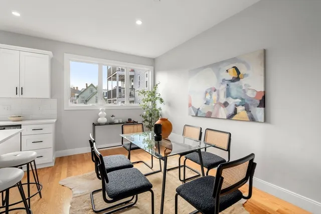 $3,800 | 123-125 Centre Street, Unit TH4, Boston, MA 02124