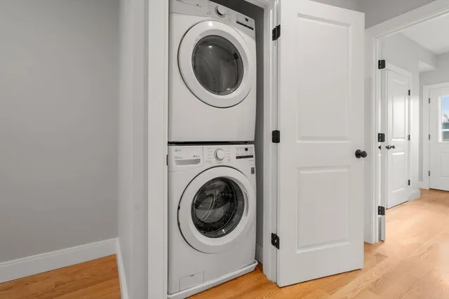 $3,800 | 123-125 Centre Street, Unit TH4, Boston, MA 02124