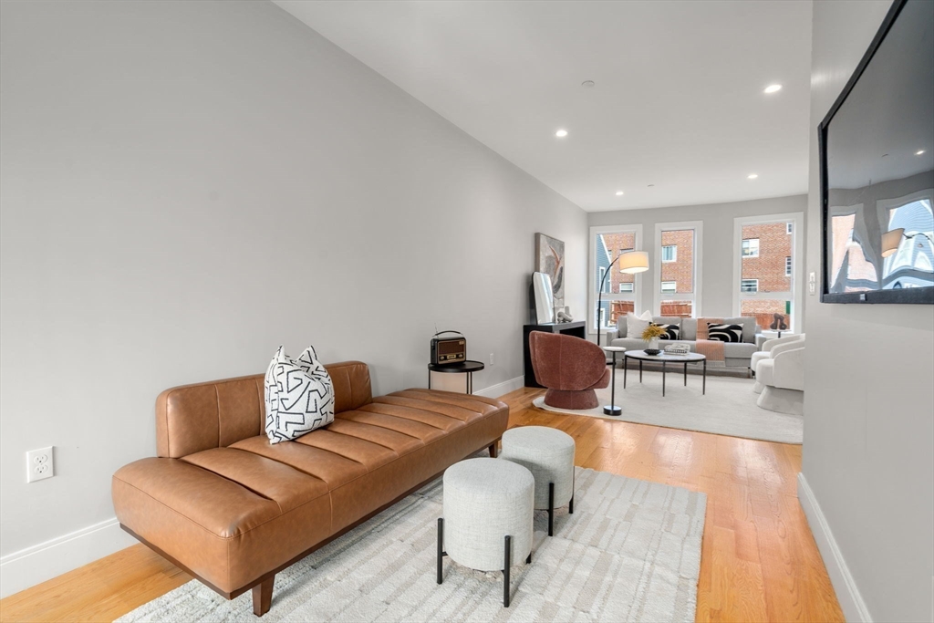 123-125 Centre Street, Unit TH4 Boston, MA 02124 - Photo 16 of 42