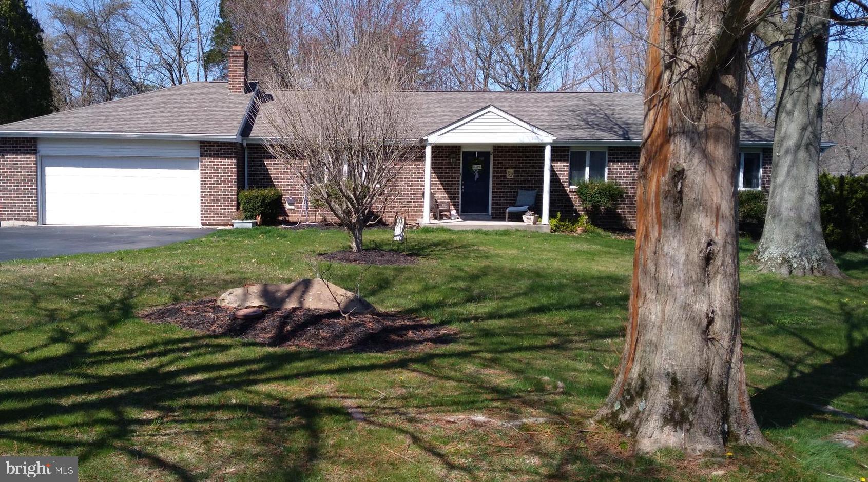73 Lee Road Norristown, PA 19403 - Photo 1 of 36 Gallery Image 1