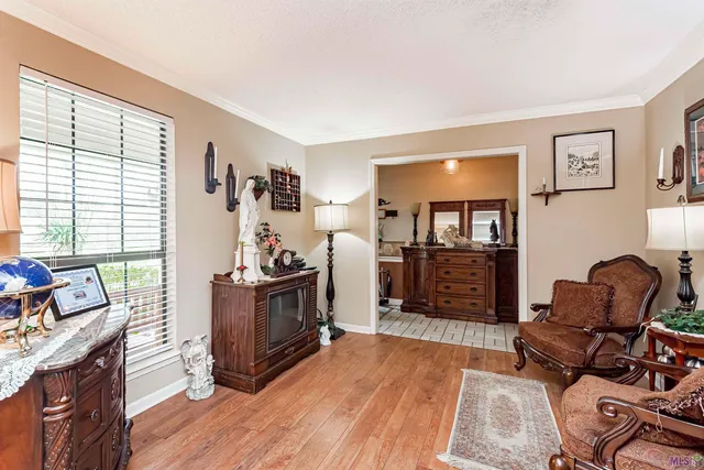 $389,999 | 5654 Vicksburg Drive, Baton Rouge, LA 70817