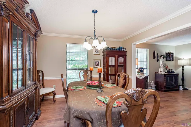 $389,999 | 5654 Vicksburg Drive, Baton Rouge, LA 70817