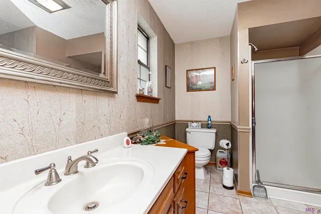 $389,999 | 5654 Vicksburg Drive, Baton Rouge, LA 70817