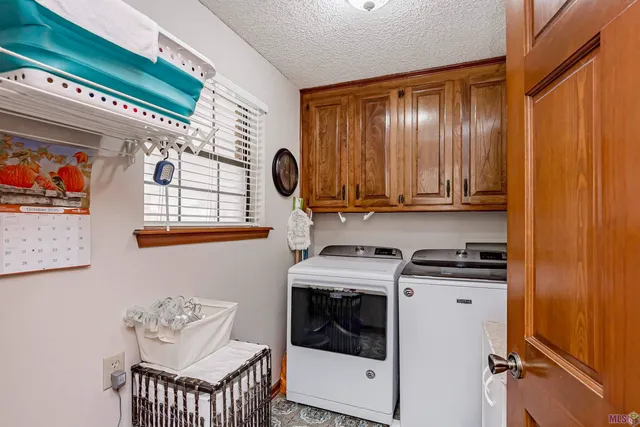 $389,999 | 5654 Vicksburg Drive, Baton Rouge, LA 70817