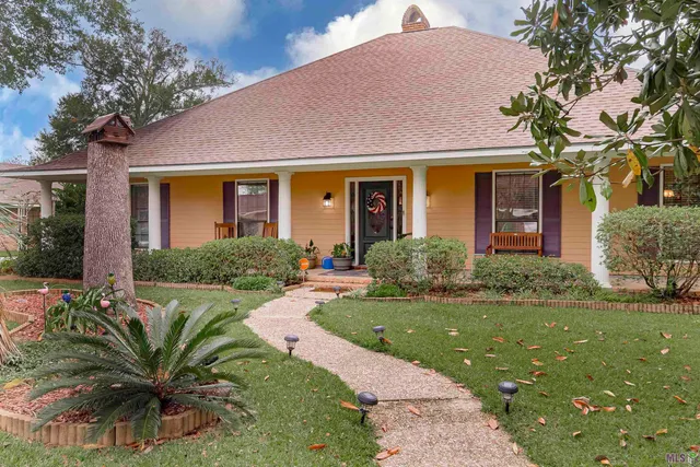 $389,999 | 5654 Vicksburg Drive, Baton Rouge, LA 70817