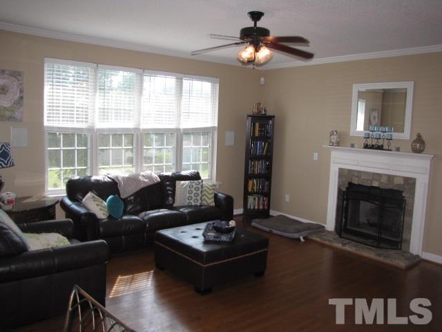 1017 Transom Court Raleigh, NC 27603 - Photo 4 of 23 Gallery Image 4