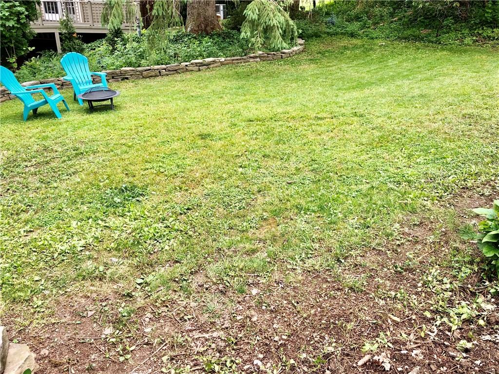 402 Fort Couch Road Pittsburgh, PA 15241 - Photo 25 of 25 Flat and user friendly the yard is so pretty!
