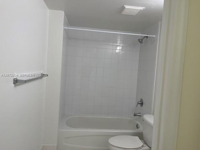 420 Southwest 12th Avenue, Unit 1004 Miami, FL 33130 - Photo 6 of 8 Gallery Image 6