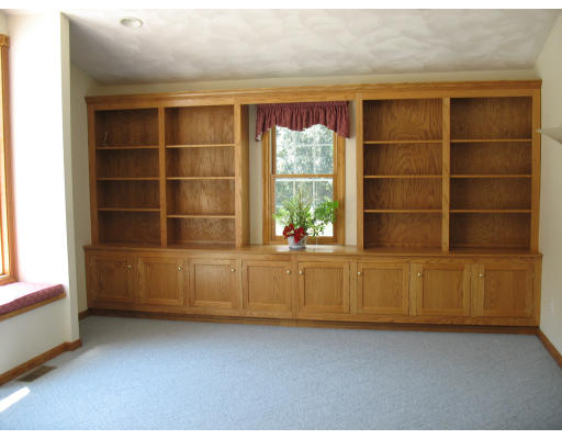 55 Deer Run Road Wrentham, MA 02093 - Photo 7 of 14 a living room with a large window