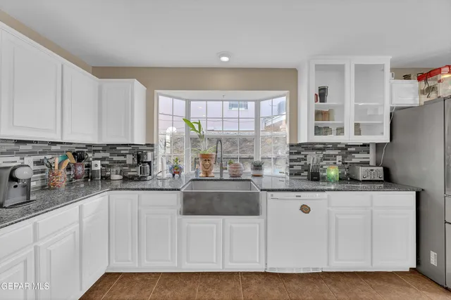 $478,000 | 900 Via Redonda Court, El Paso, TX 79912