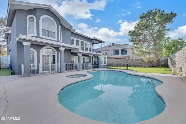 $478,000 | 900 Via Redonda Court, El Paso, TX 79912