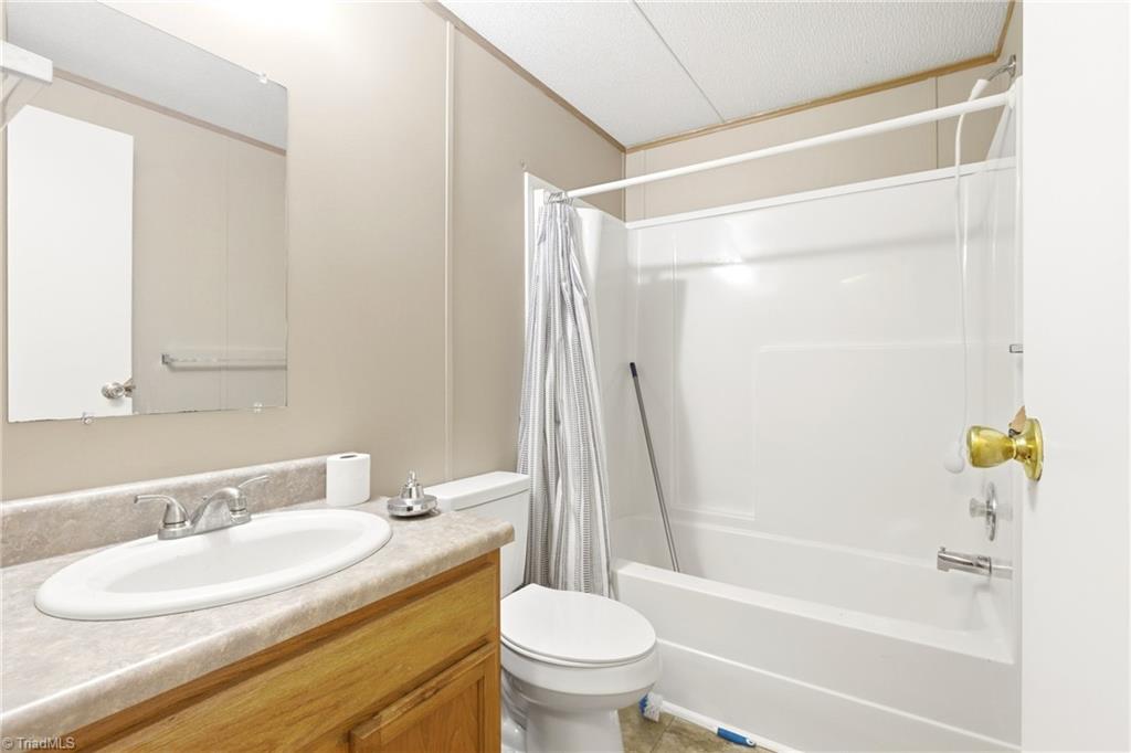 670 Foxwood Road Madison, NC 27025 - Photo 28 of 34
