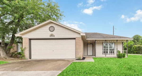 $288,600 | 1002 Afton Court, Tomball, TX 77375