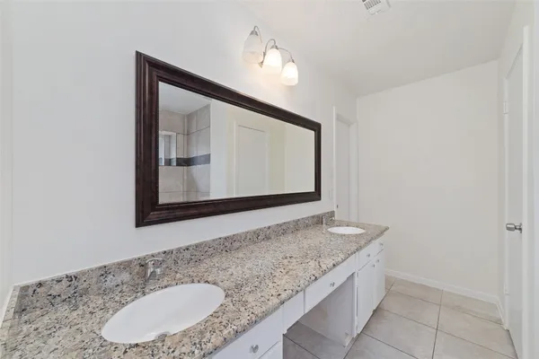 $288,600 | 1002 Afton Court, Tomball, TX 77375