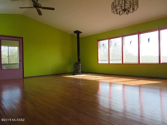 211 Calle Conquistador Rio Rico, AZ 85648 - Photo 2 of 29