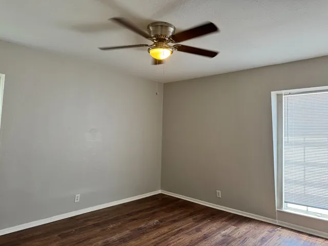 $795 | 2101 6th Avenue North, Unit 12, Texas City, TX 77590