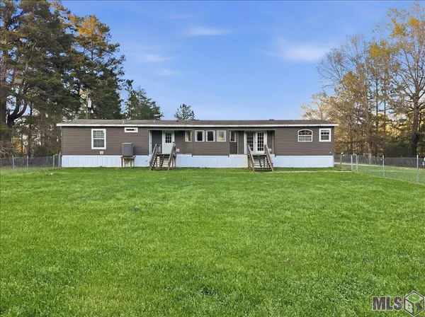 $375,000 | 15410 Port Hudson-Pride Road, Pride, LA 70770