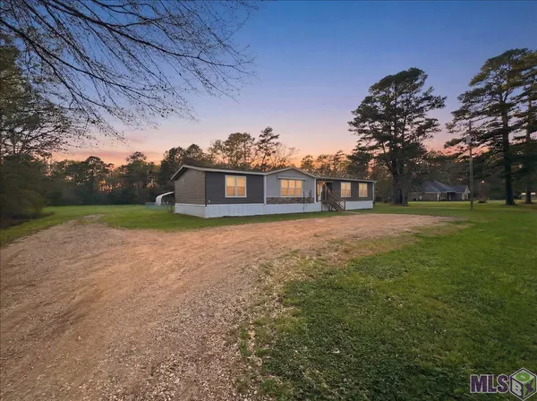 $375,000 | 15410 Port Hudson-Pride Road, Pride, LA 70770