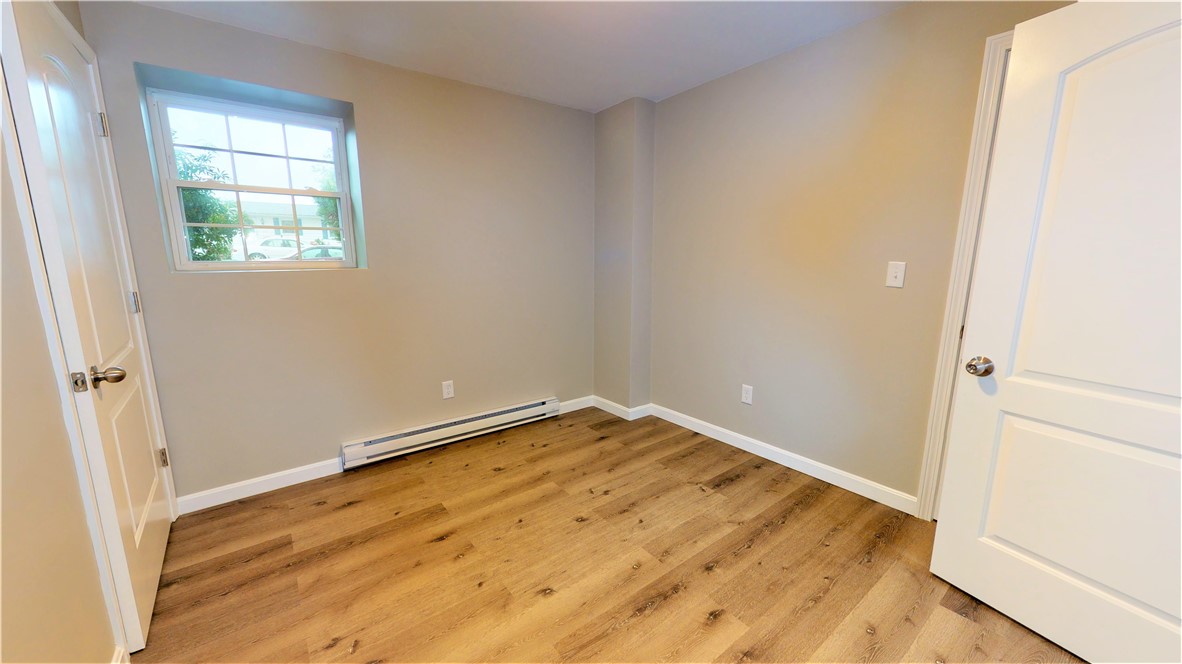 275 Asylum Road Warwick, RI 02886 - Photo 20 of 40
