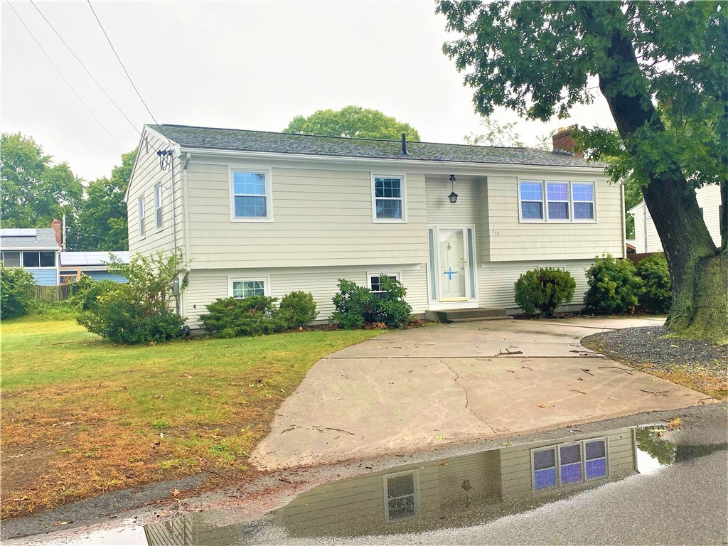 275 Asylum Road Warwick, RI 02886 - Photo 2 of 40