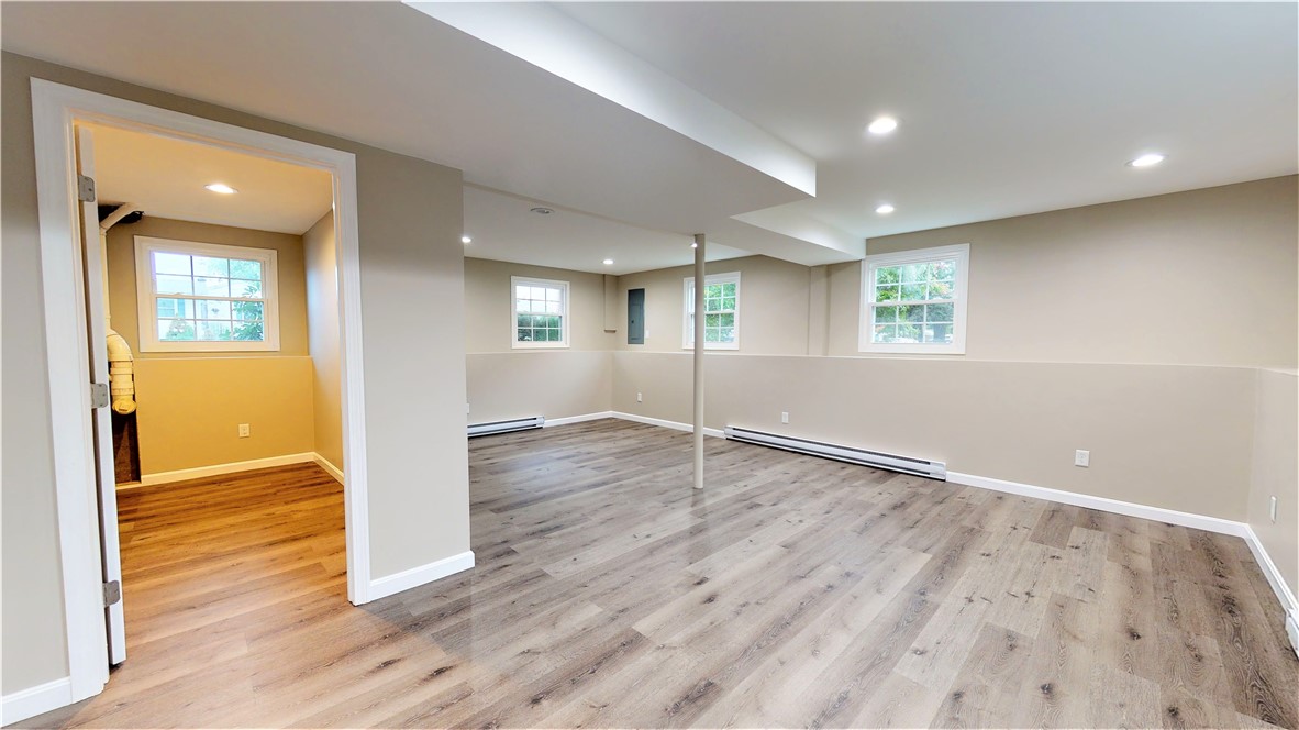 275 Asylum Road Warwick, RI 02886 - Photo 23 of 40