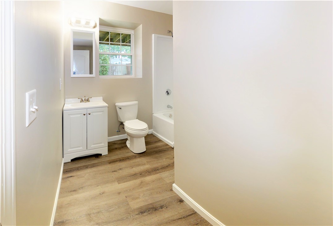275 Asylum Road Warwick, RI 02886 - Photo 25 of 40