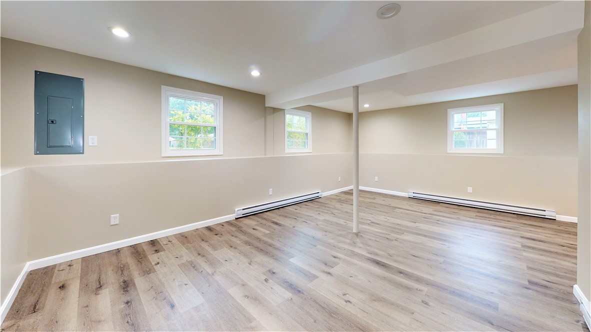 275 Asylum Road Warwick, RI 02886 - Photo 28 of 40