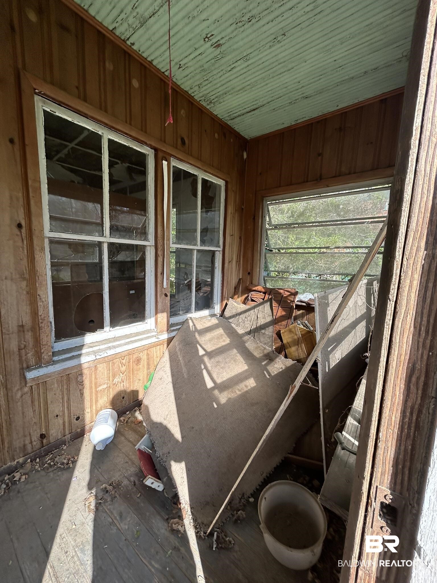 3142 West Turner Road Mobile, AL 36612 - Photo 19 of 19 View of unfurnished sunroom