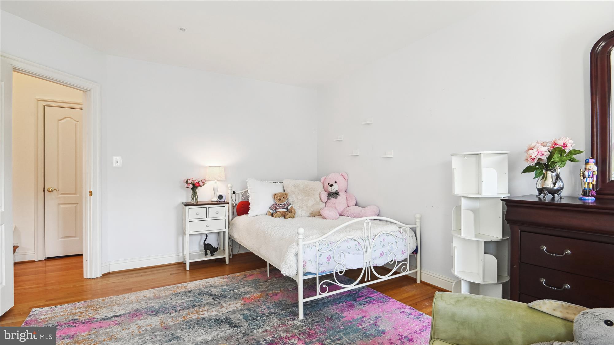 7905 Turncrest Drive Potomac, MD 20854 - Photo 31 of 56 Bedroom #3