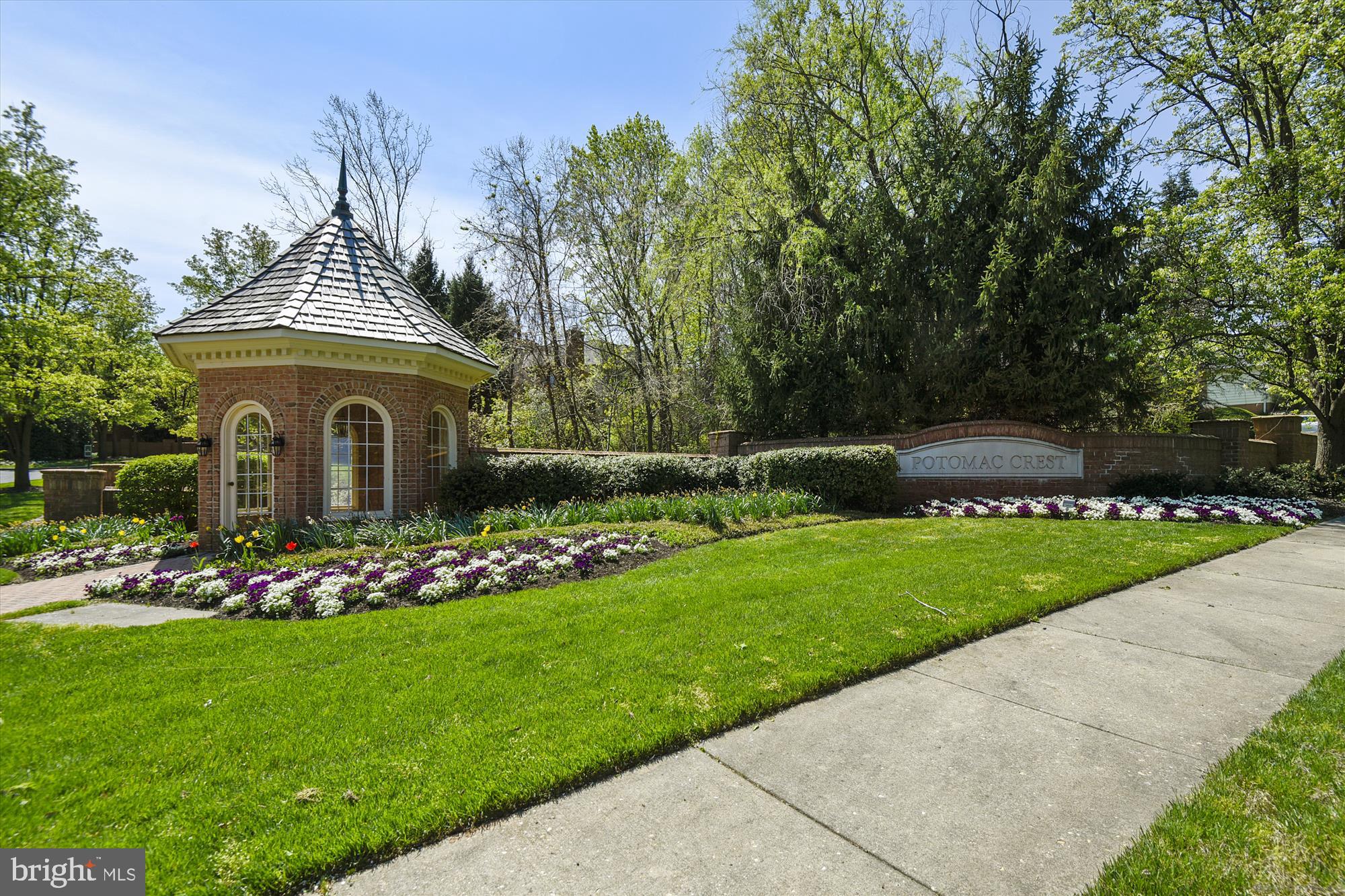 7905 Turncrest Drive Potomac, MD 20854 - Photo 46 of 56 Potomac Crest Neighborhood has mature trees