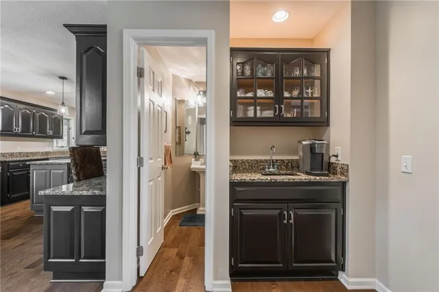 $554,000 | 4902 Corinth Drive, St. Joseph, MO 64506