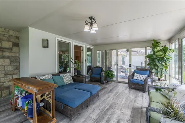 $554,000 | 4902 Corinth Drive, St. Joseph, MO 64506