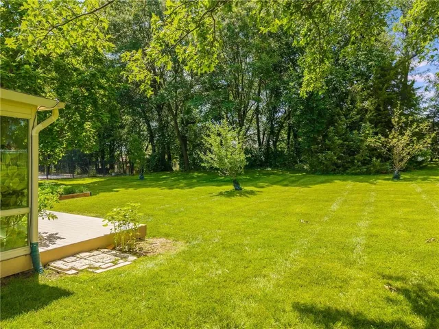 $554,000 | 4902 Corinth Drive, St. Joseph, MO 64506