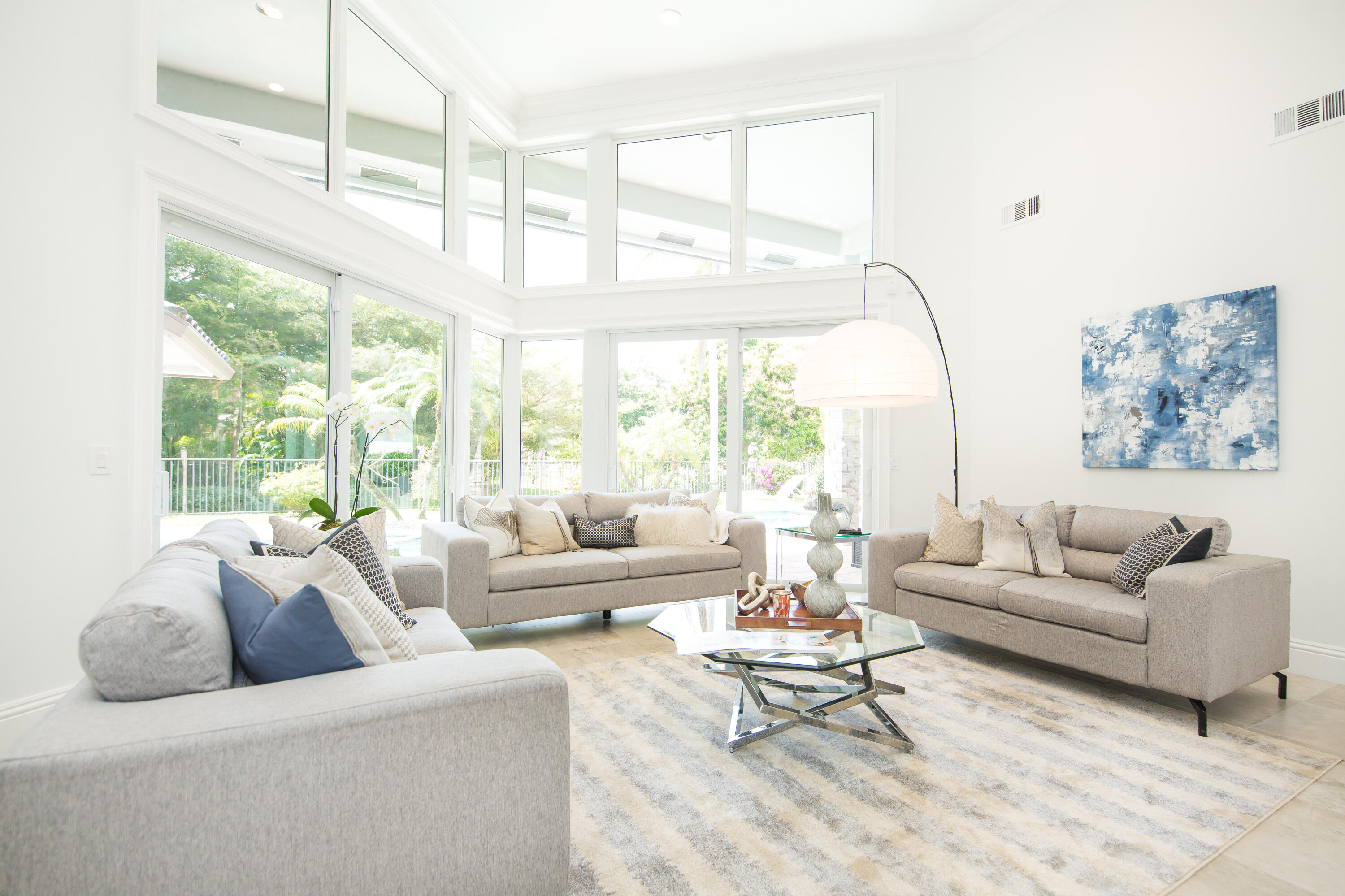 5853 Hamilton Way Boca Raton, FL 33496 - Photo 8 of 16 Living Room