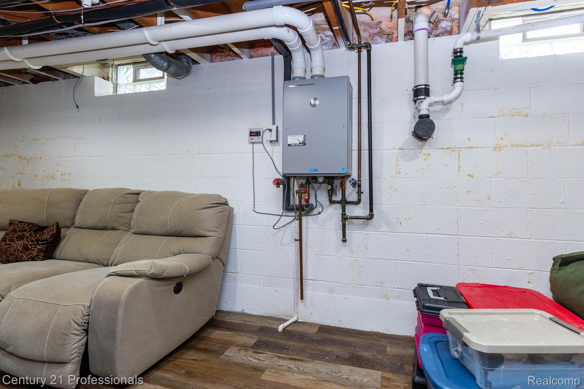 671 Bridgestone Drive Rochester, MI 48309 - Photo 41 of 50 interior (37).jpg