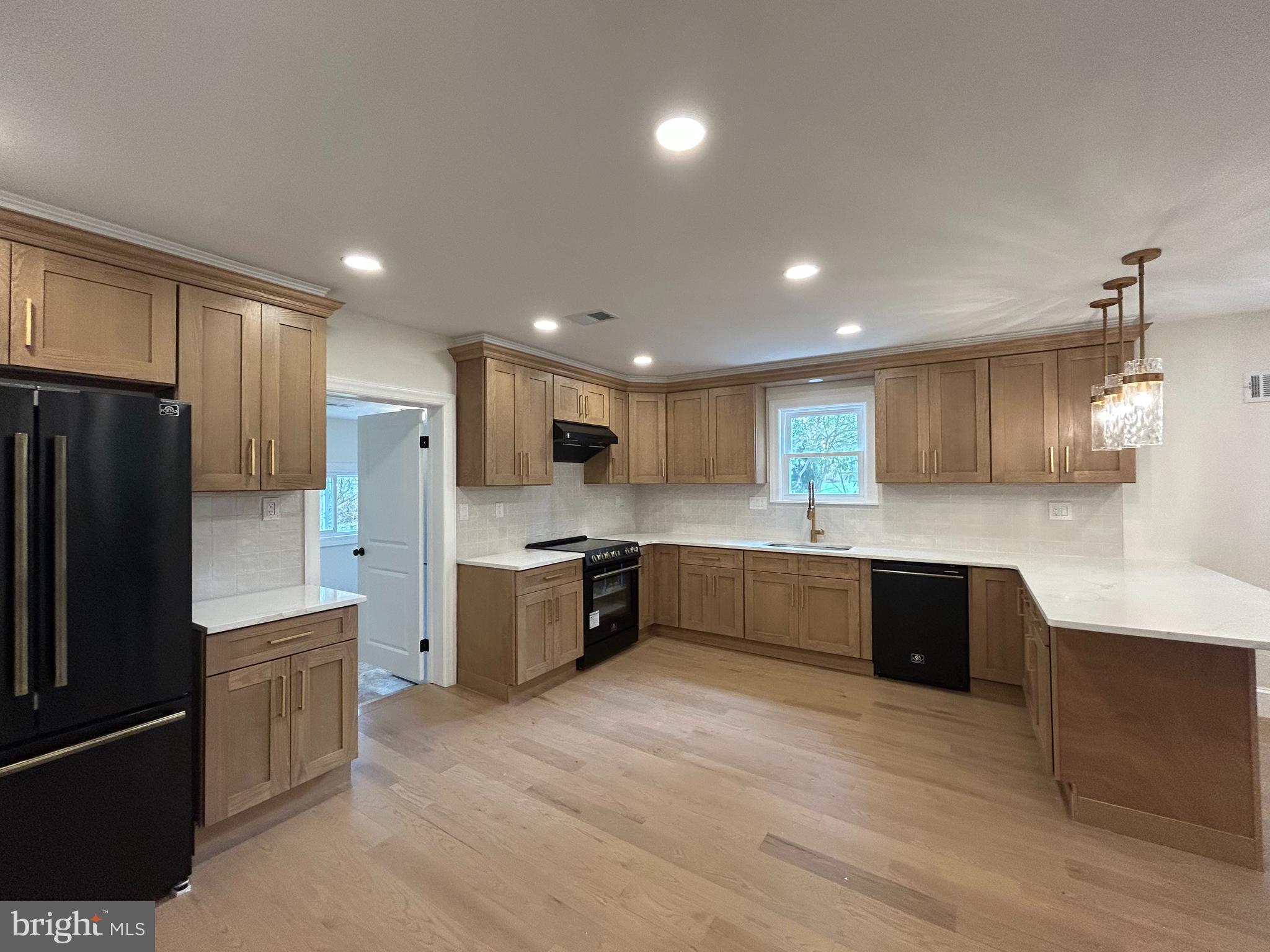 5 Locust Street West Chester, PA 19382 - Photo 5 of 18