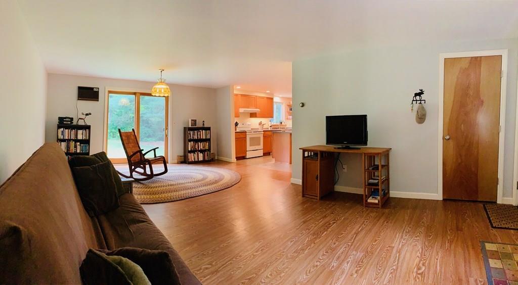 48 Curtis Place Amherst, MA 01002 - Photo 8 of 21 Gallery Image 8