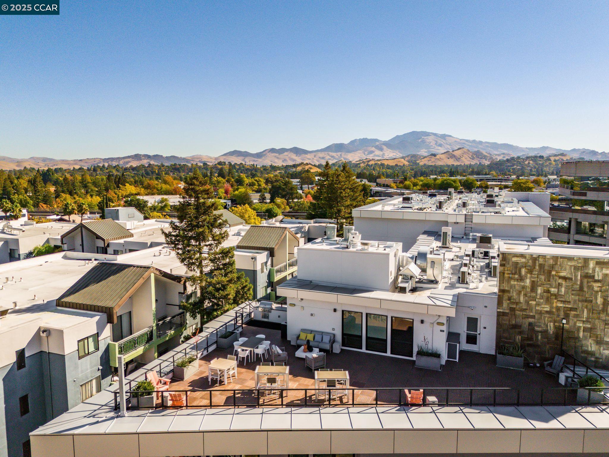 1605 Riviera Avenue, Unit 404 Walnut Creek, CA 94596 - Photo 27 of 46