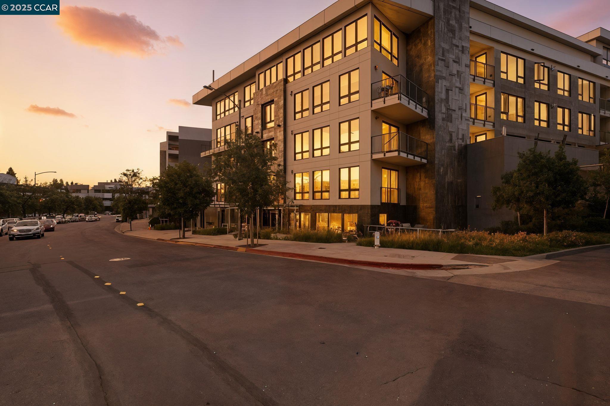 1605 Riviera Avenue, Unit 404 Walnut Creek, CA 94596 - Photo 30 of 46