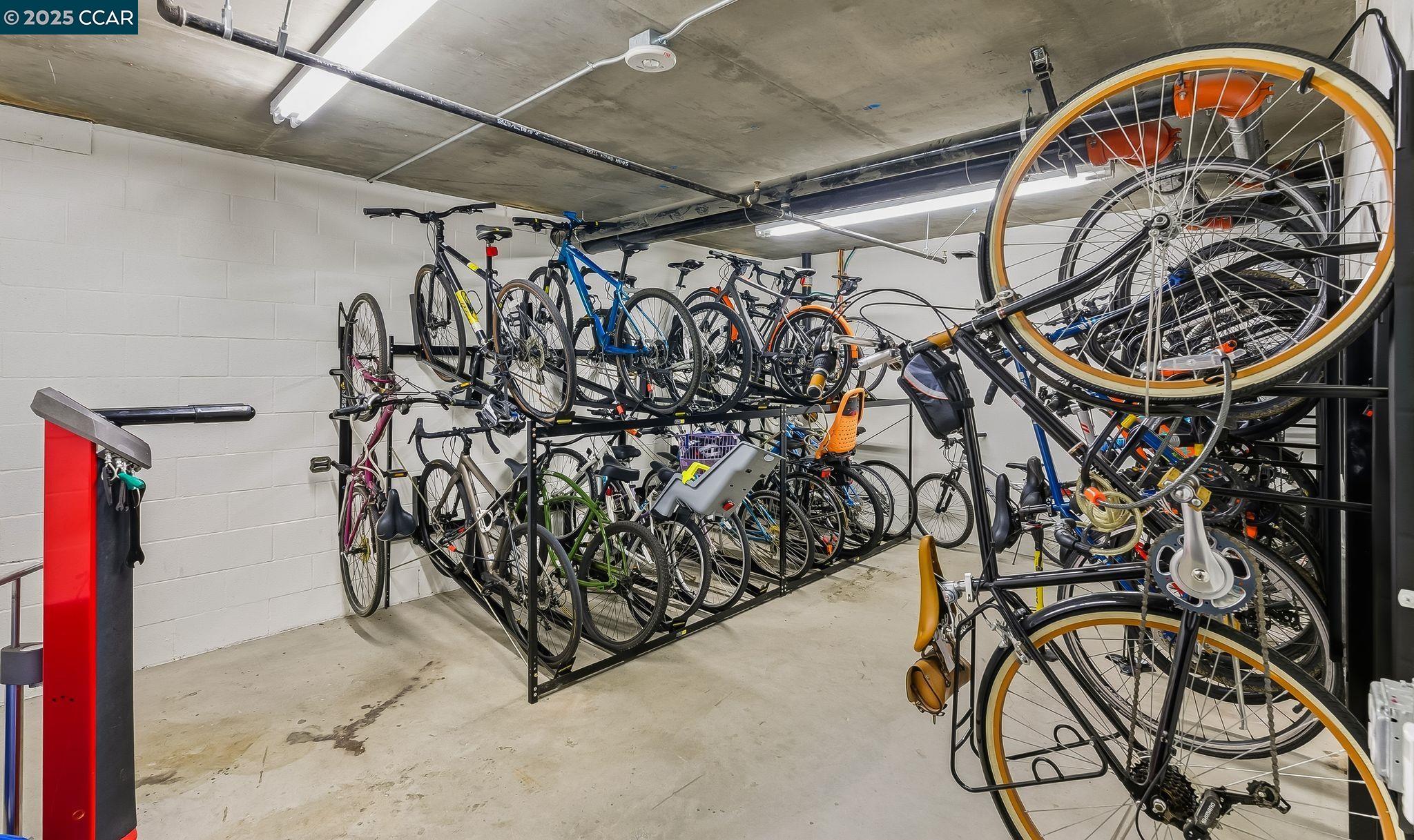 1605 Riviera Avenue, Unit 404 Walnut Creek, CA 94596 - Photo 37 of 46