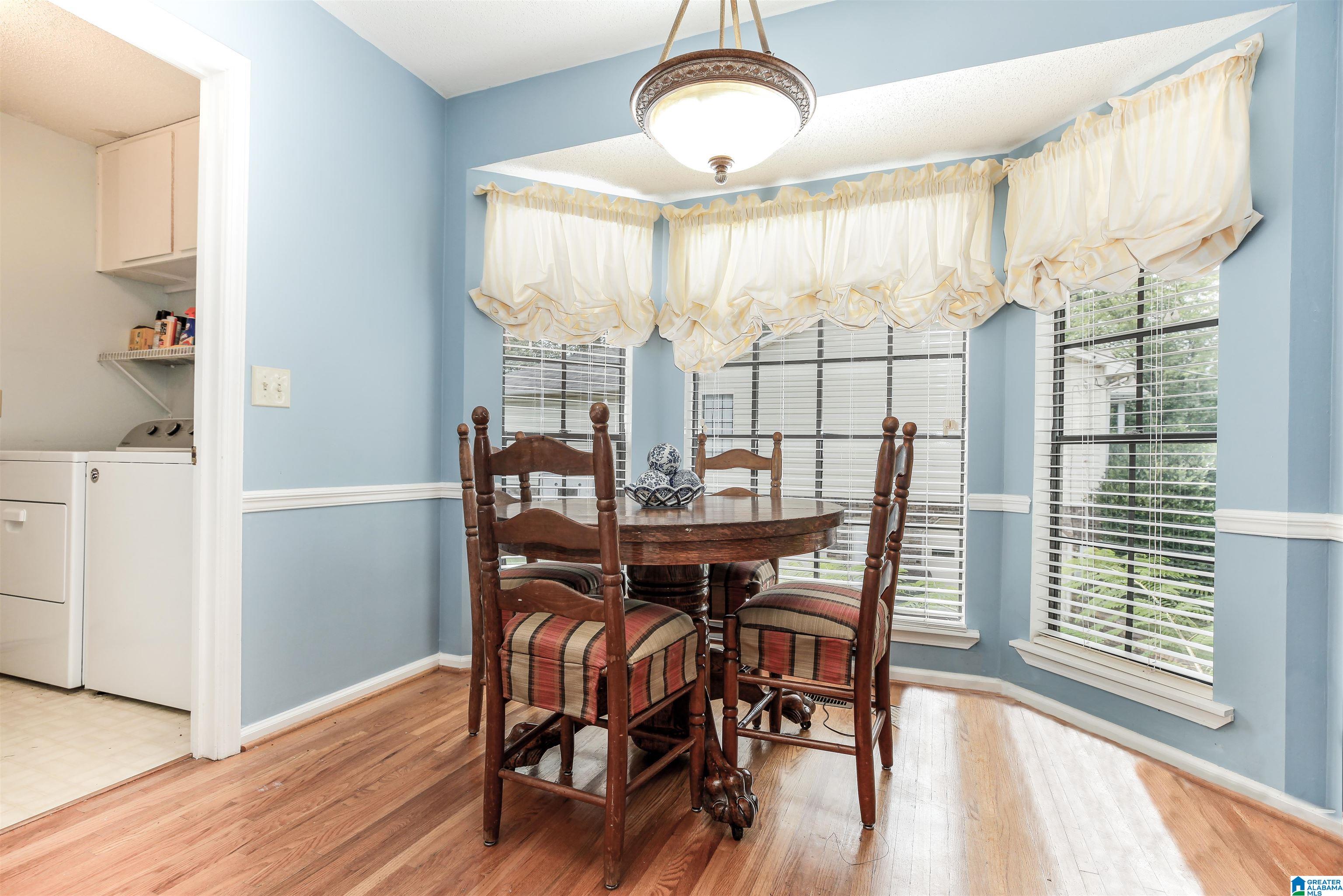 517 Kennedy Road Gardendale, AL 35071 - Photo 5 of 35