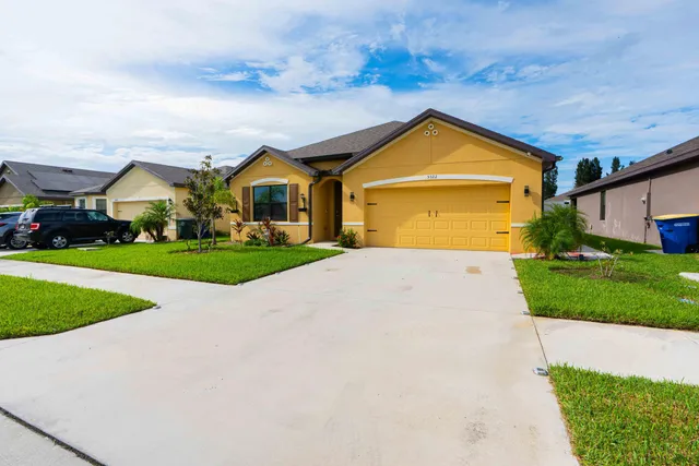 $2,700 | 5322 Delight Drive, Fort Pierce, FL 34947