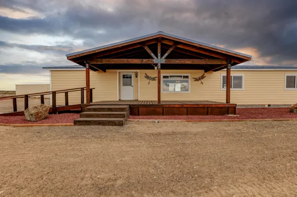 $307,500 | 89438 West Campbell Lane, Christmas Valley, OR 97641