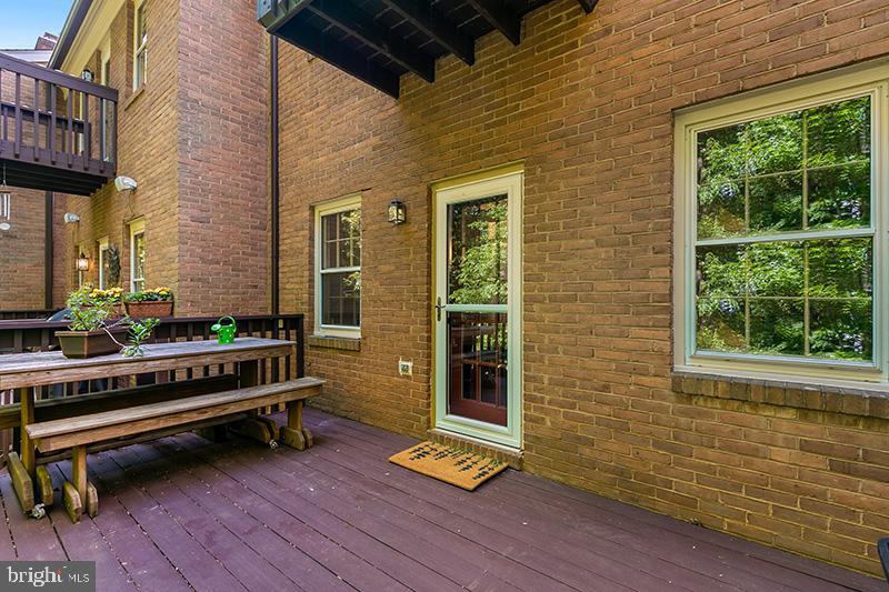 7980 Hidden Bridge Drive Springfield, VA 22153 - Photo 36 of 39 Gallery Image 36