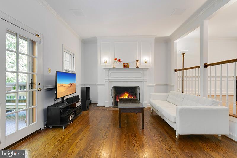 7980 Hidden Bridge Drive Springfield, VA 22153 - Photo 10 of 39 Gallery Image 10