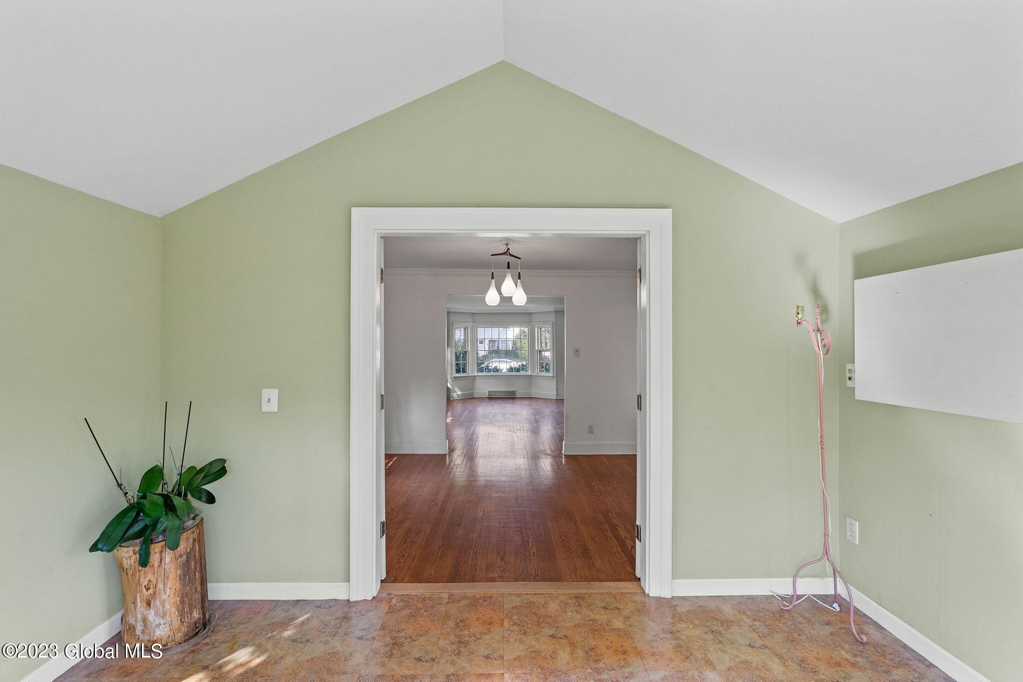 5 Tudor Road Albany, NY 12203 - Photo 16 of 50 21-web-or-mls-5-tudor-rd