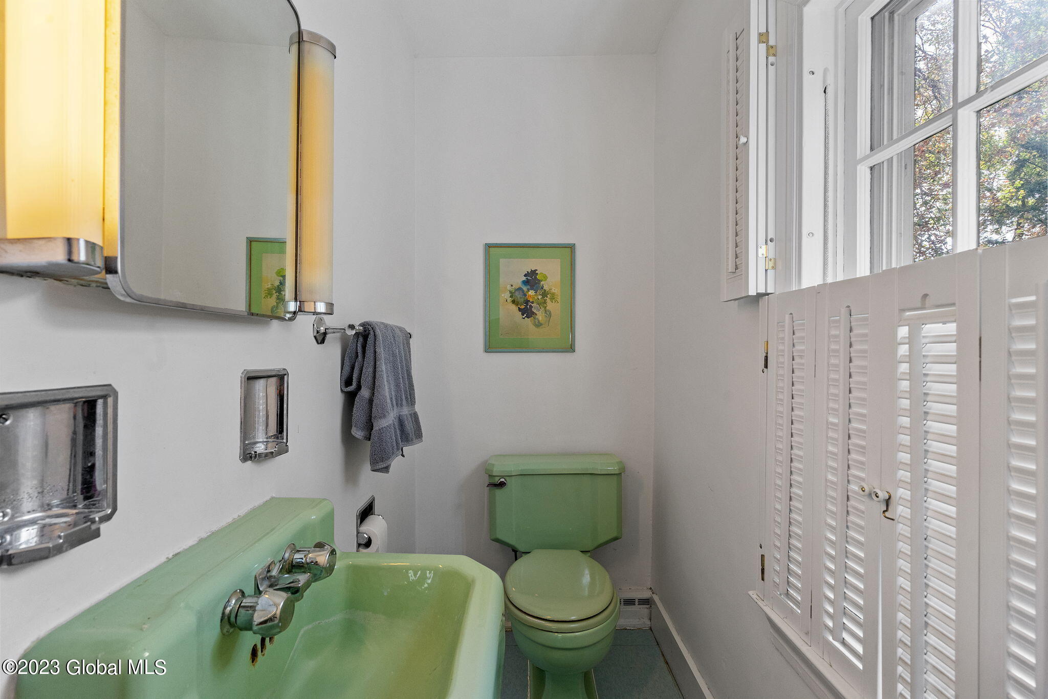 5 Tudor Road Albany, NY 12203 - Photo 40 of 50 10-web-or-mls-5-tudor-rd