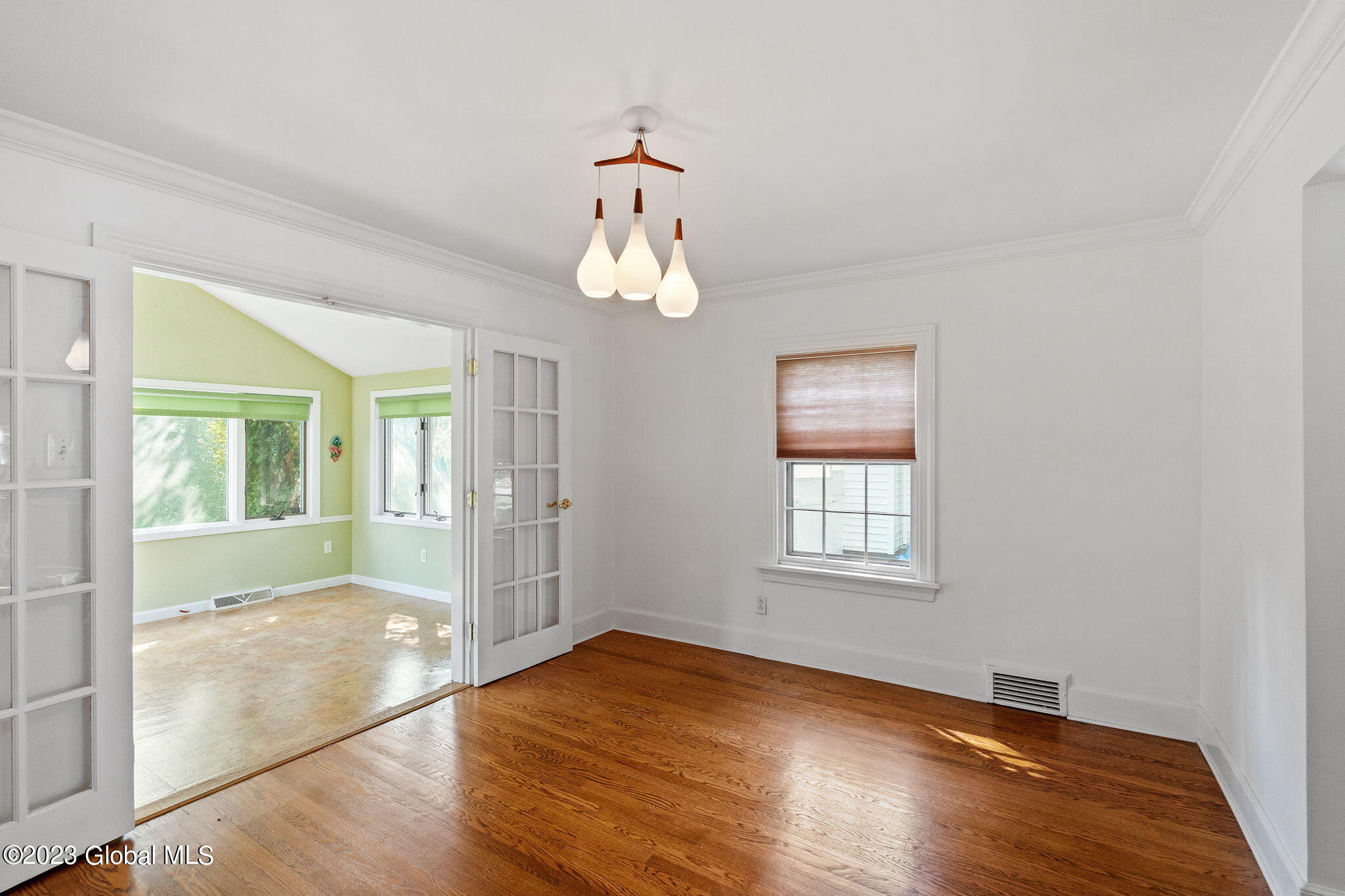 5 Tudor Road Albany, NY 12203 - Photo 9 of 50 26-web-or-mls-5-tudor-rd