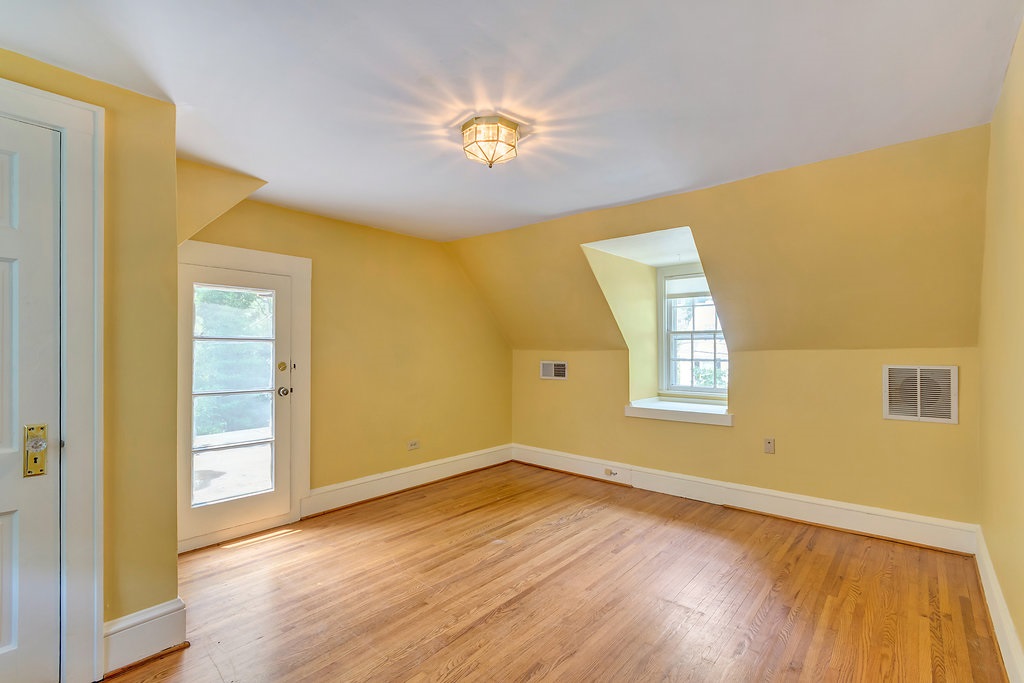 510 Valley Road Charlottesville, VA 22903 - Photo 11 of 19 Gallery Image 11